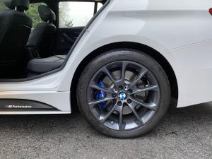 BMW 330i xDrive Touring M Sport 2017 года  (NA)